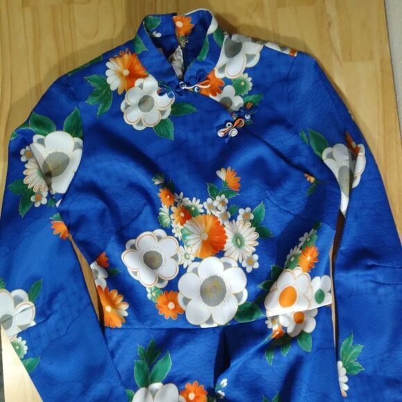 Vintage Paradise Hawaii Floral Pattern Dress Suit - Picture 2 of 11